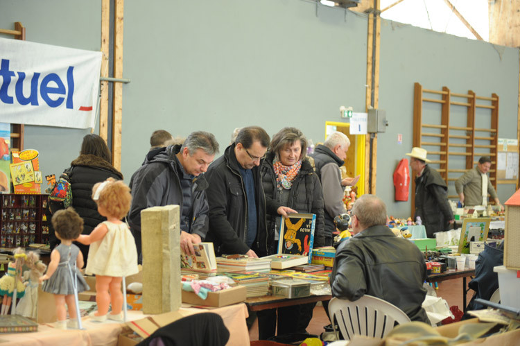 Janvier - Salon du jouet de collection et de la bande dessinée