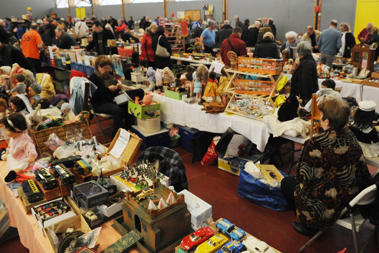 Février - Salon du jouet de collection et de la bande dessinée