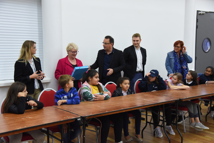 Octobre - Mise en place du Conseil municipal des Jeunes Domontois