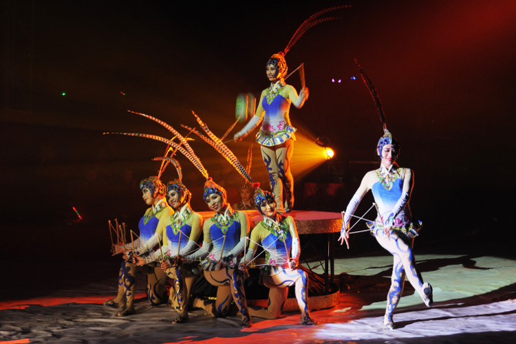 Septembre - Festival Internationnal du Cirque du Val d'Oise