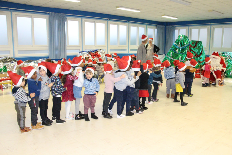 Décembre - Visite du Père Noël dans les écoles