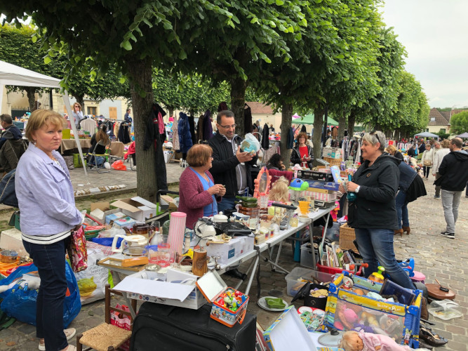 Juin - Brocante de printemps