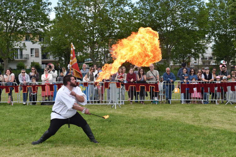 Juin - Festival de l'été Fête médiévale