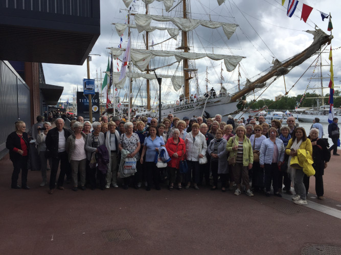 Juin - Les seniors visitent l'Armada de Rouen