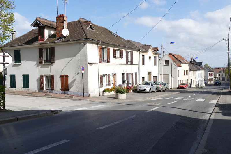 rue du Maréchal Joffre aujourd'hui - rue du Fort hier