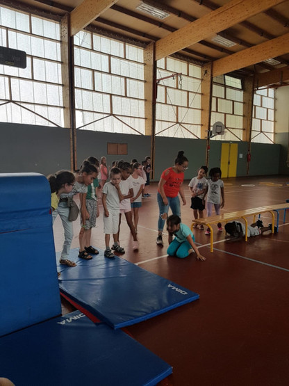 Juillet Elémentaire - Activités sportives au gymnase