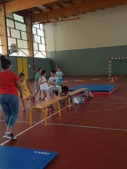 Juillet Elémentaire - Activités sportives au gymnase