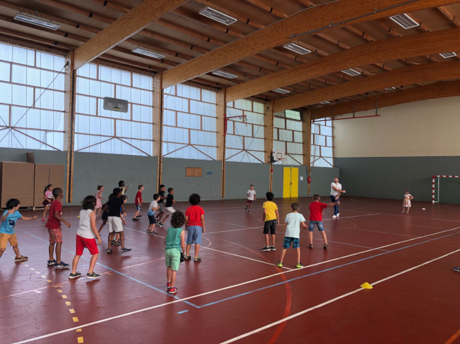 Août Elémentaire - Activités  au Gymnase