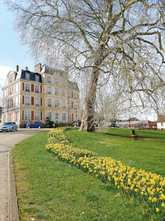 Fleurissement mairie avril 2023