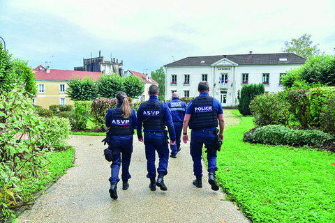 Police municipale patrouille vers mairie piscop oct 2021